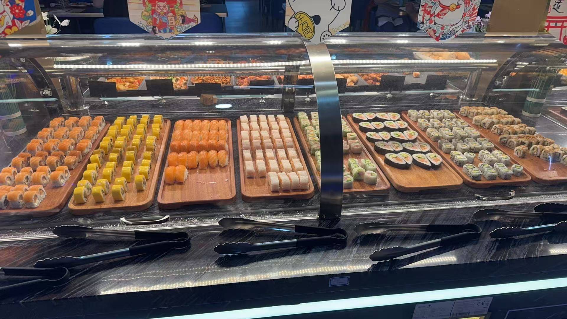 Sushis et makis préparés sur place